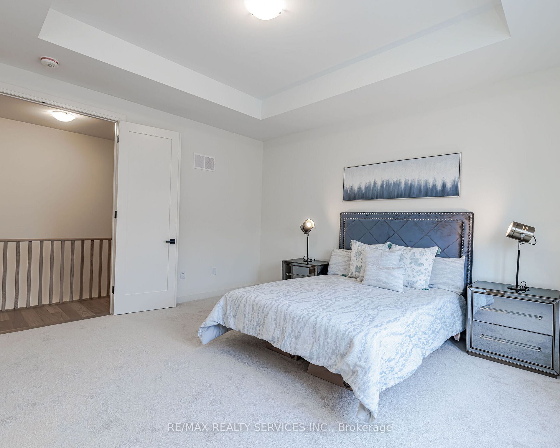 3 Eastman Dr E
