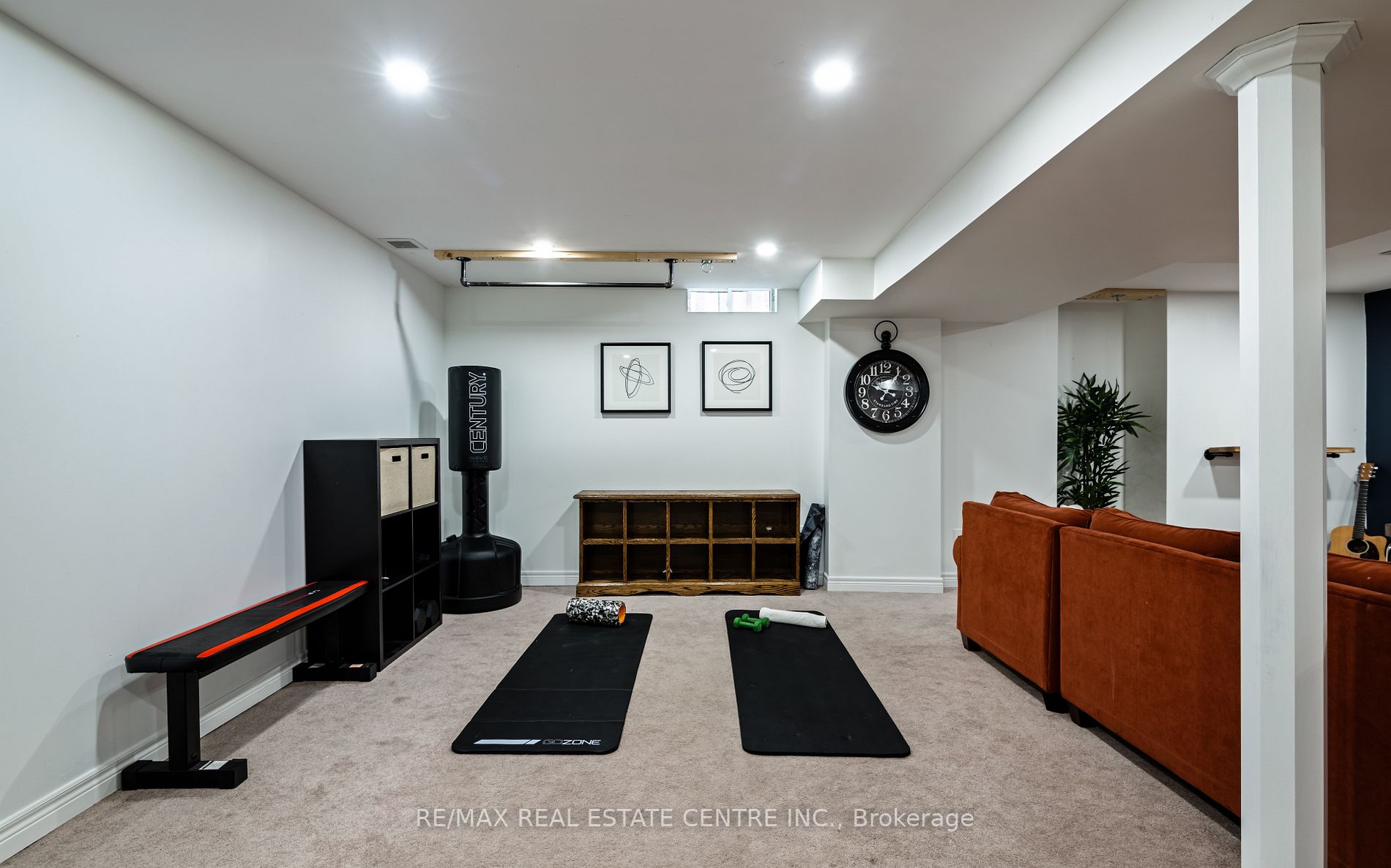 18 Belmont Boulevard