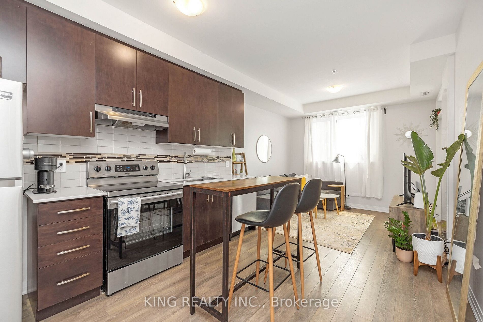 1105 Leger Way, #203