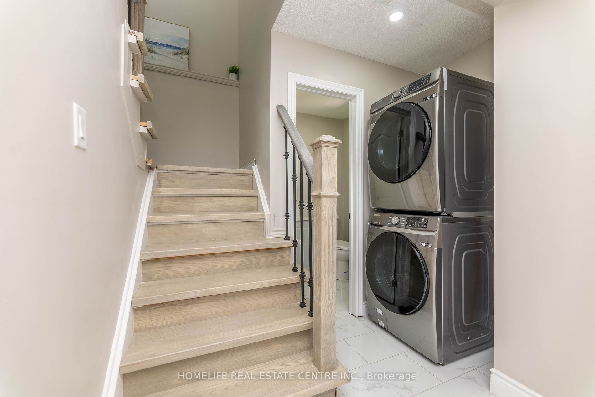 21 Mount Pleasant Dr