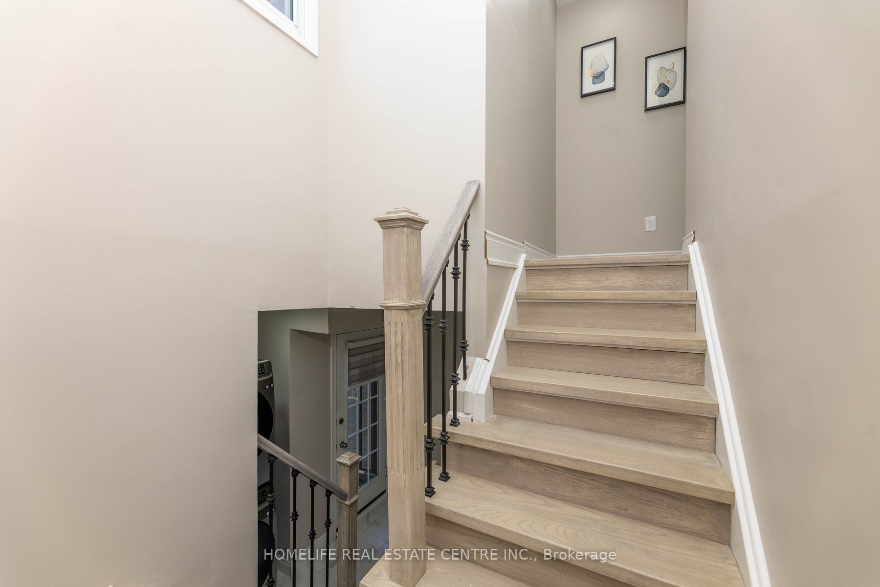 21 Mount Pleasant Dr