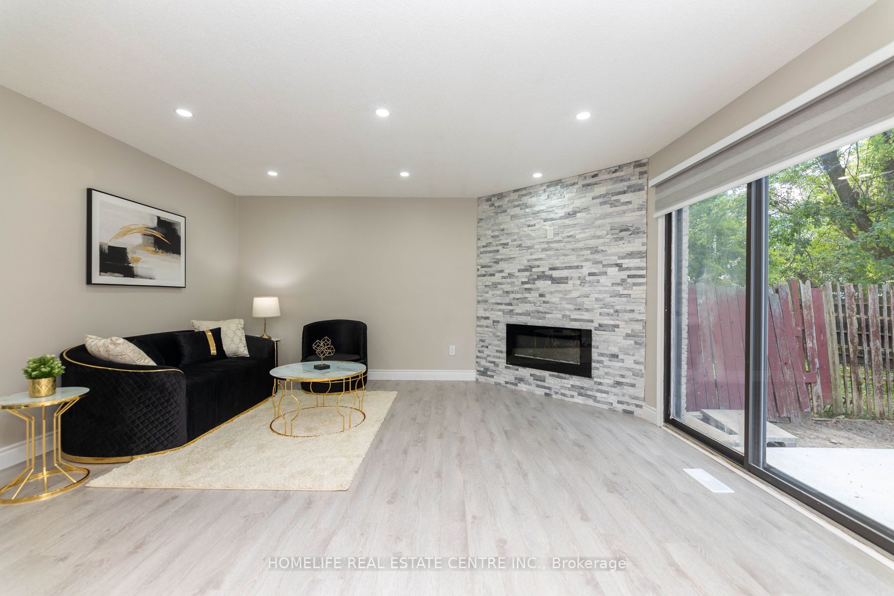 21 Mount Pleasant Dr
