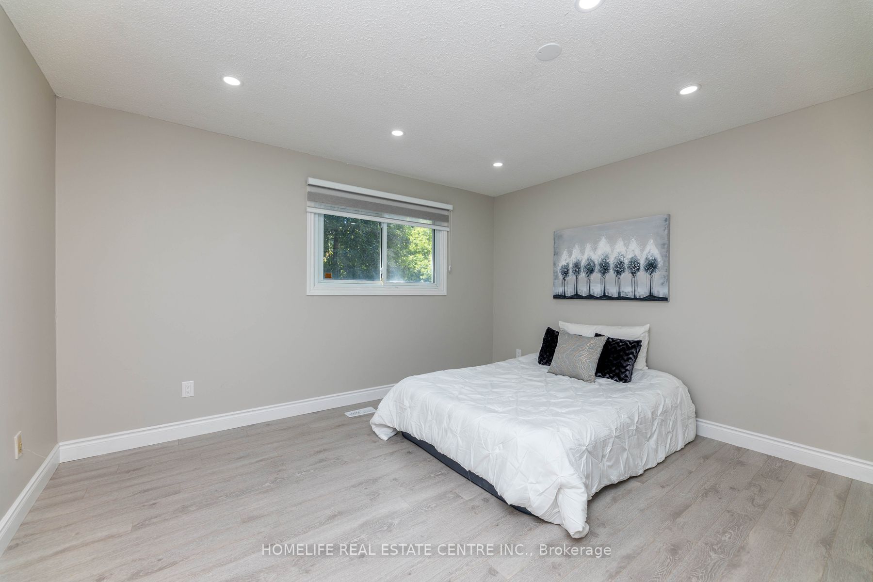 21 Mount Pleasant Dr