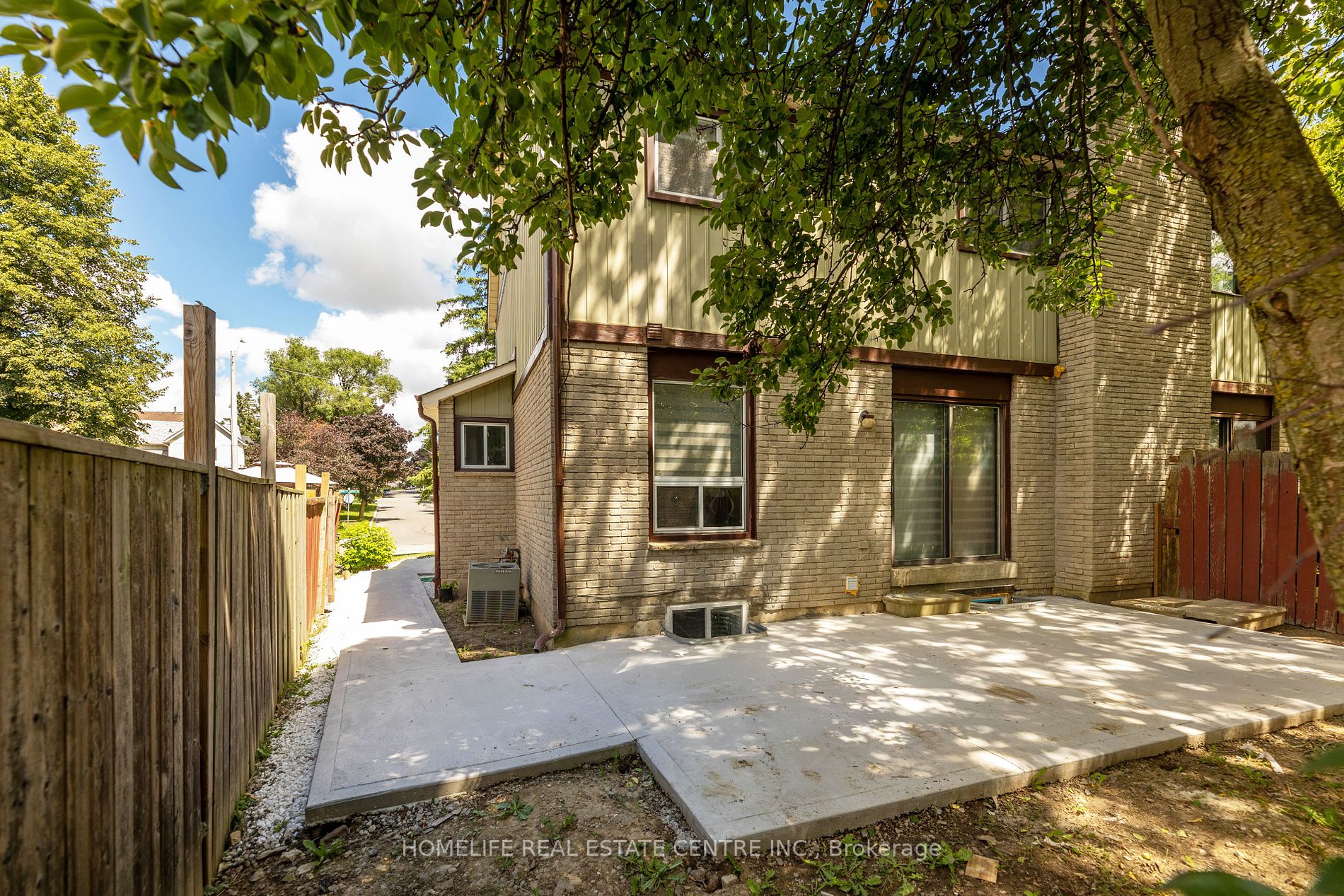 21 Mount Pleasant Dr