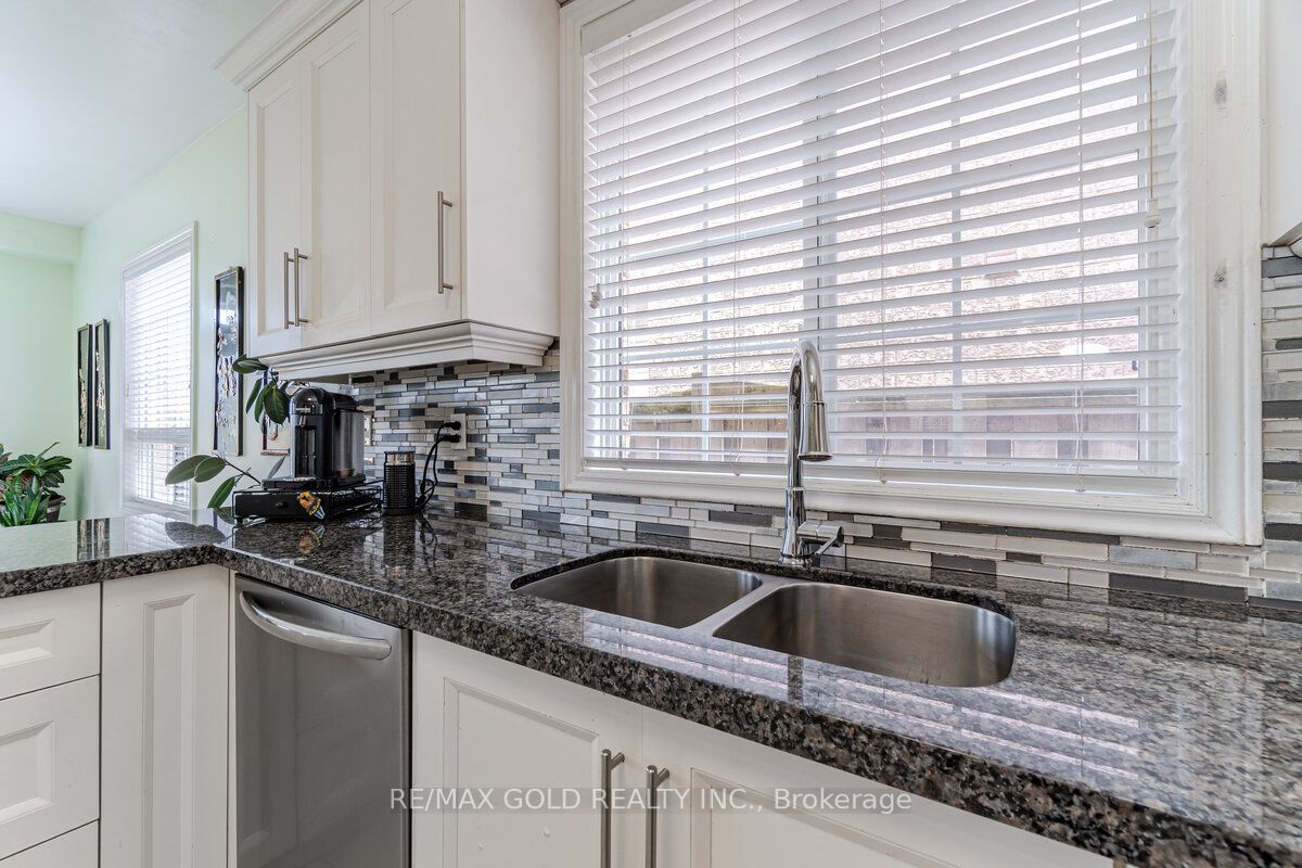 Listing W6736418 - Large Photo # 17