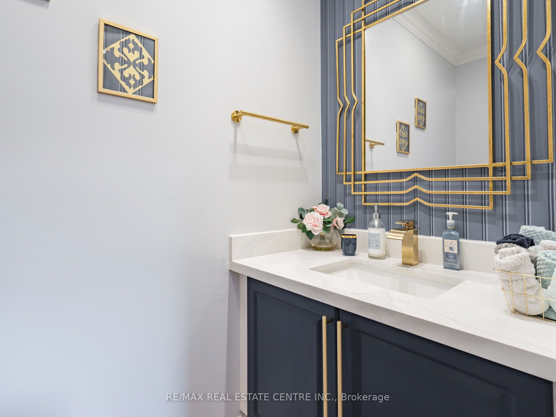 2147 Village Squire Lane