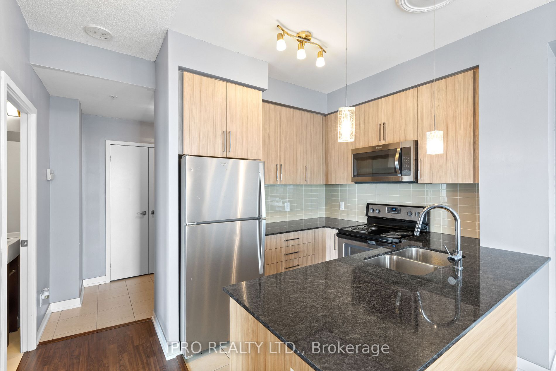 840 Queens Plate Dr, #1207
