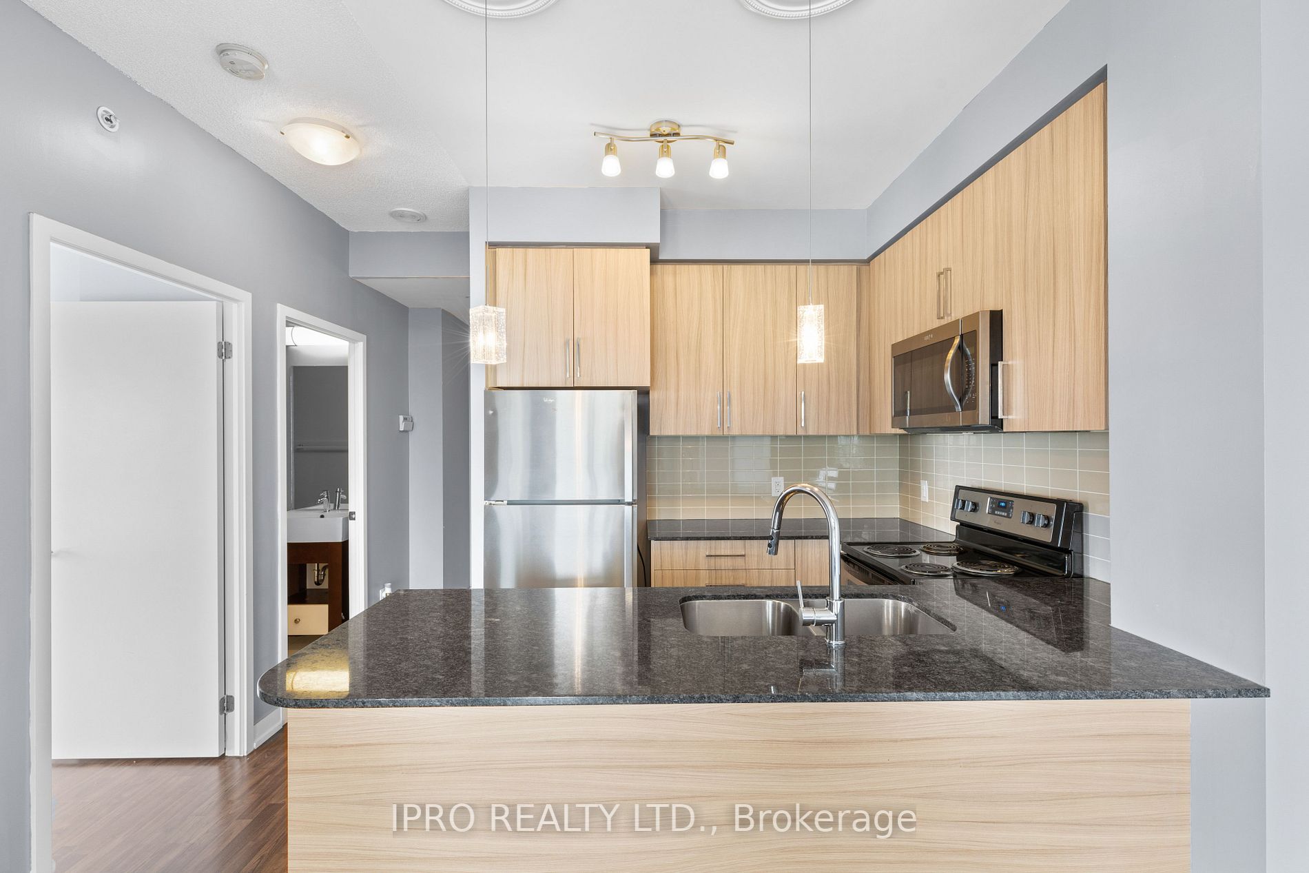 840 Queens Plate Dr, #1207