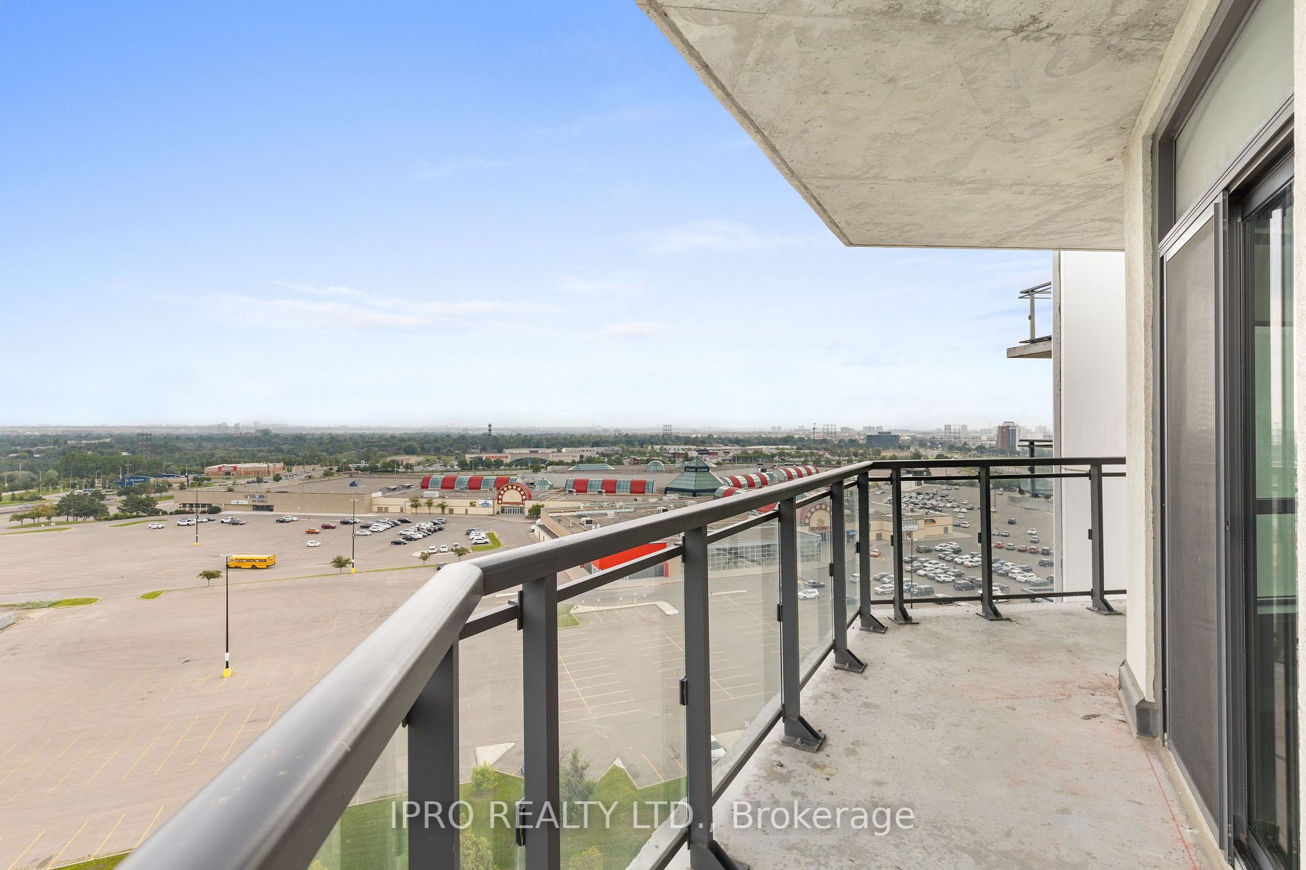 840 Queens Plate Dr, #1207