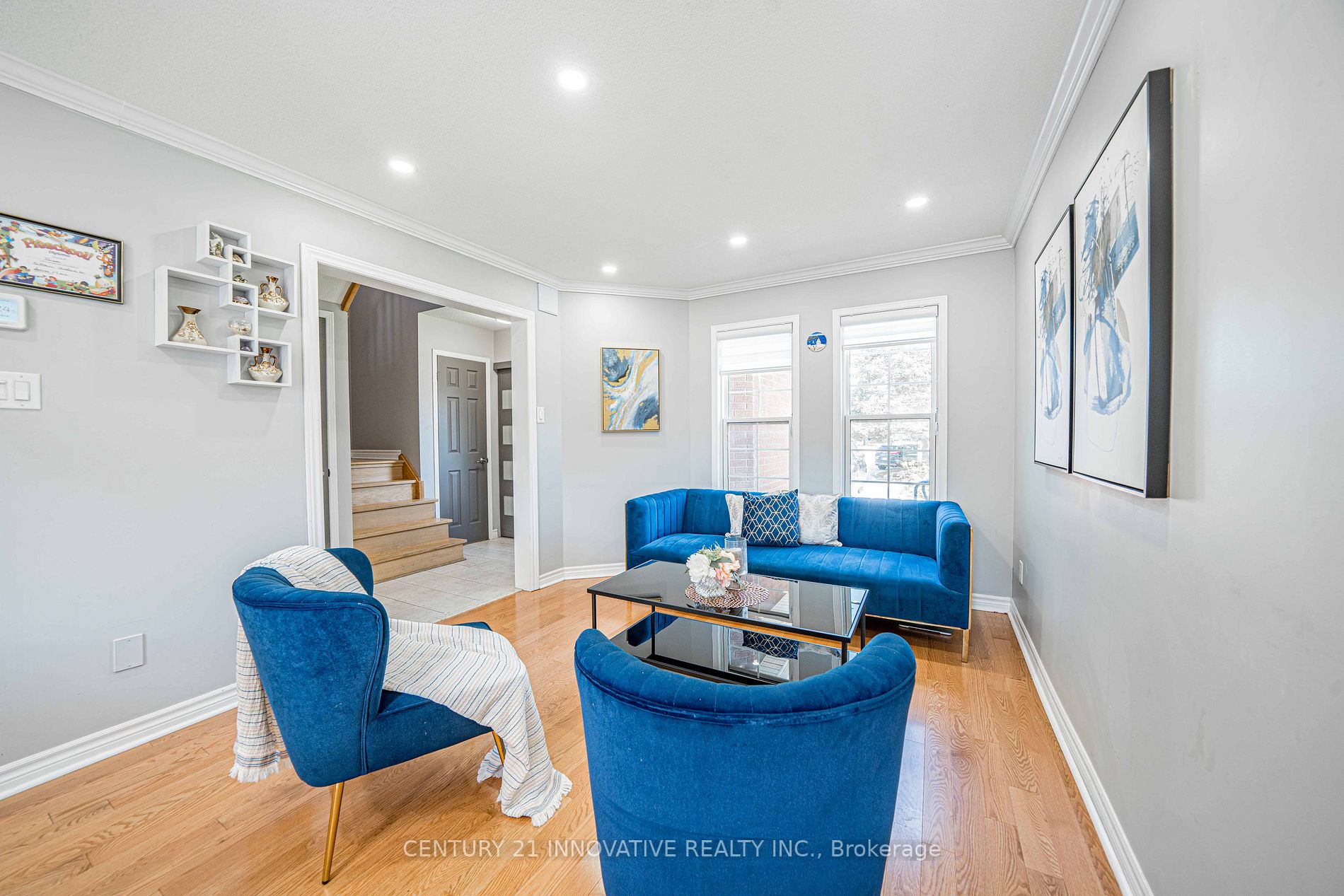 53 Smith Dr