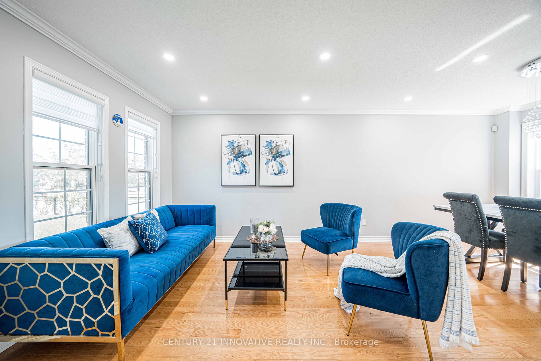 53 Smith Dr