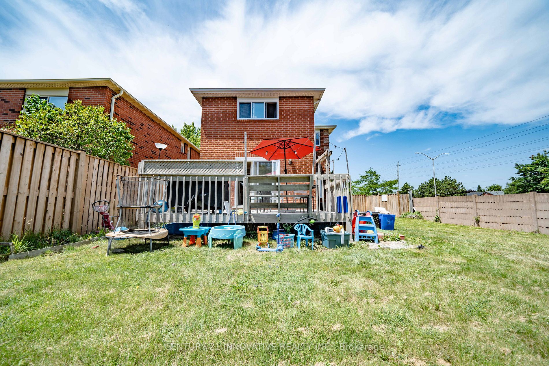 53 Smith Dr