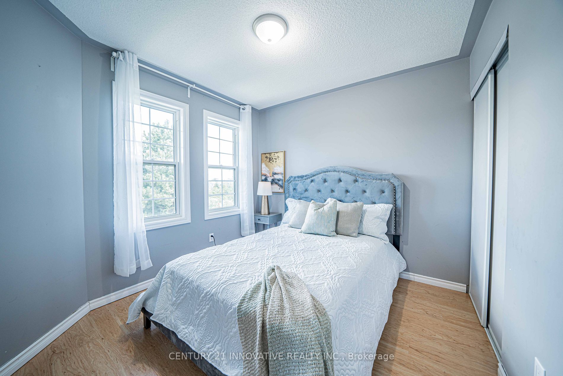 53 Smith Dr