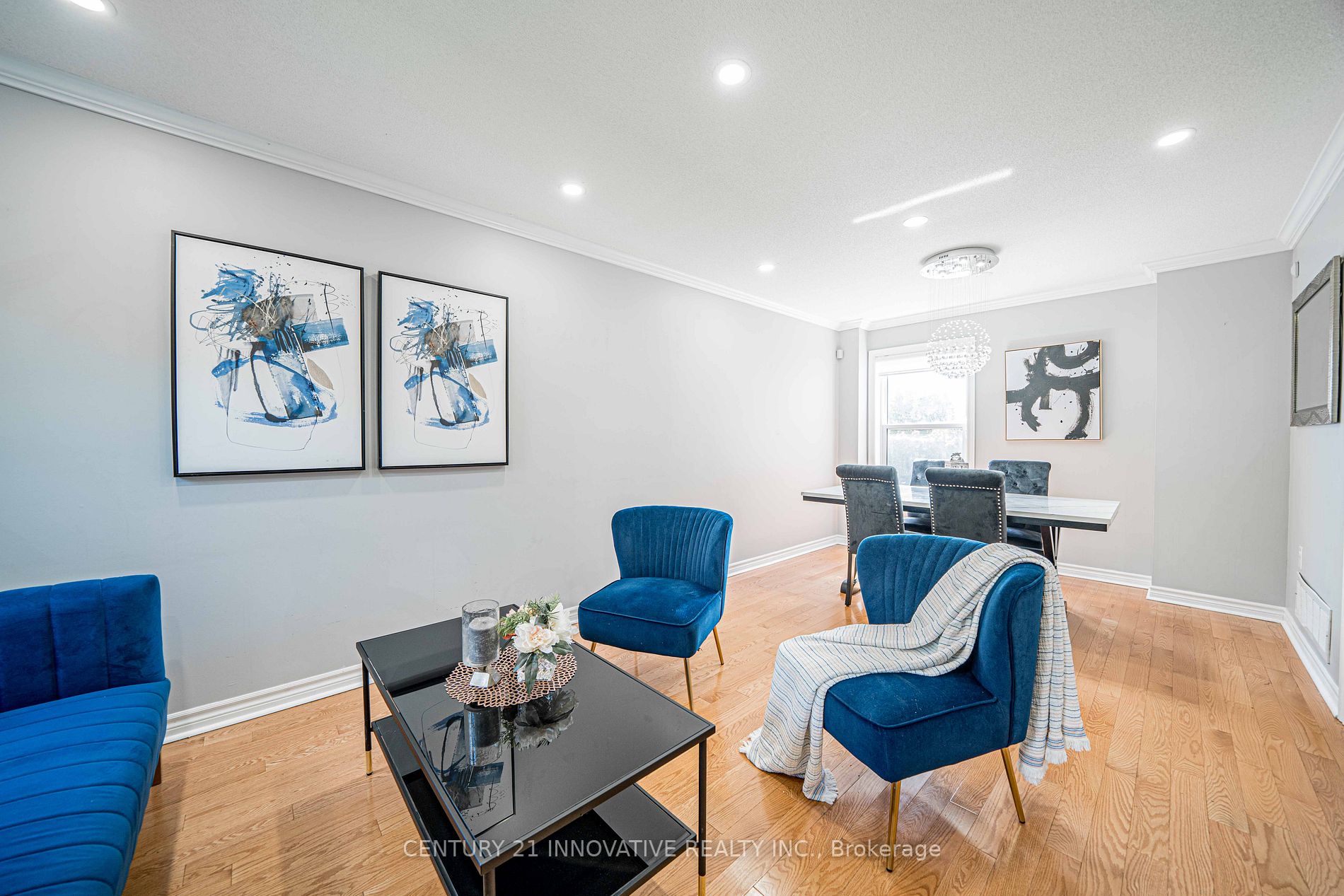 53 Smith Dr