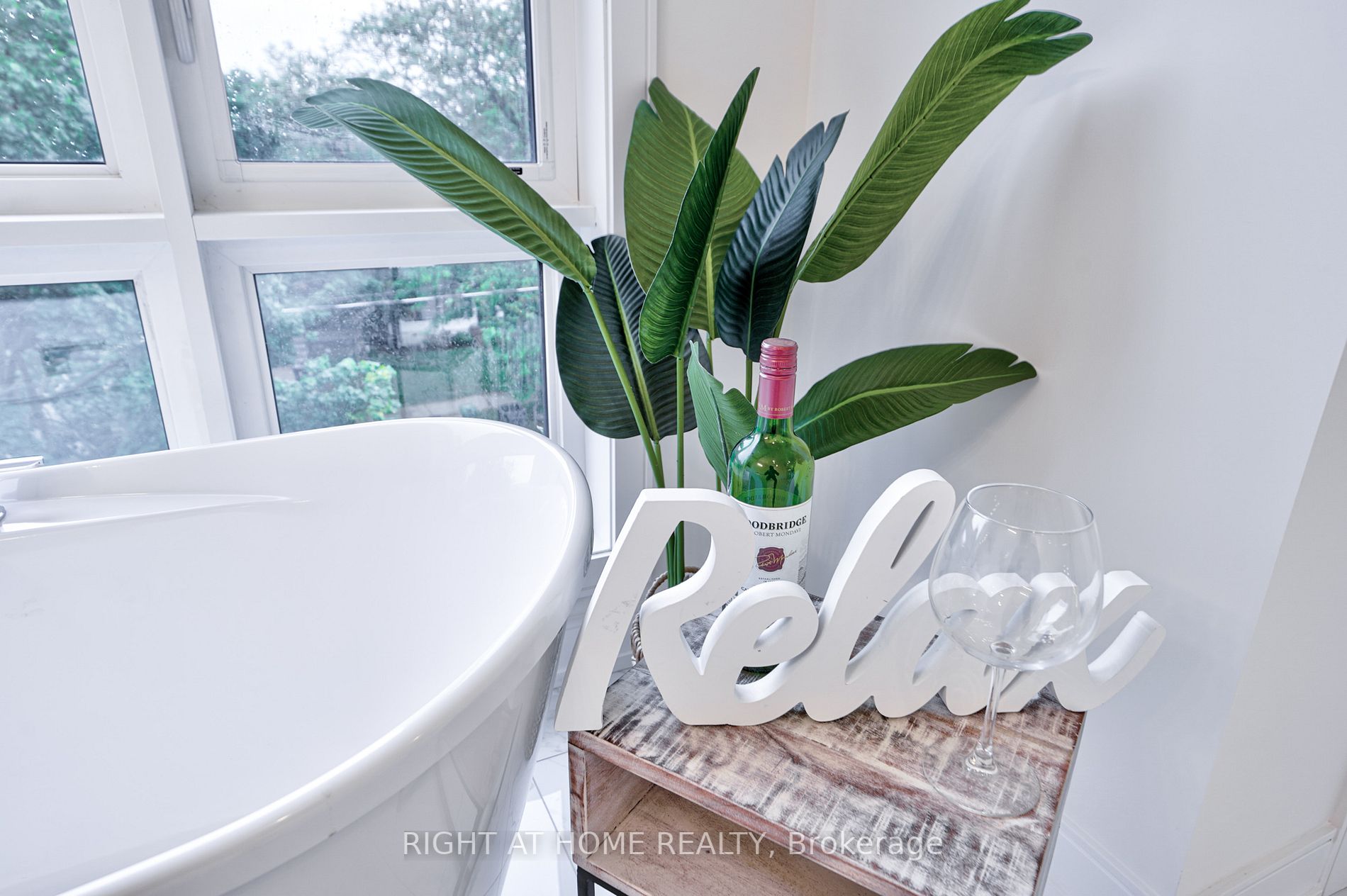 177F Caledonia Road