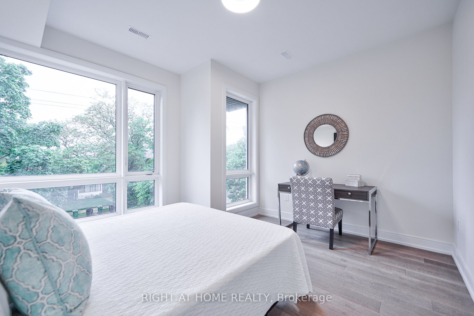 177F Caledonia Road