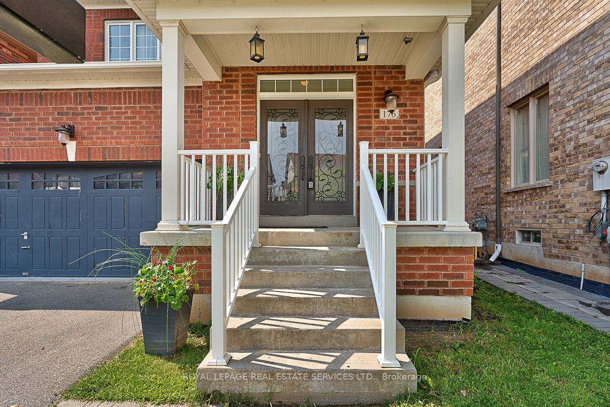 176 Giddings Cres