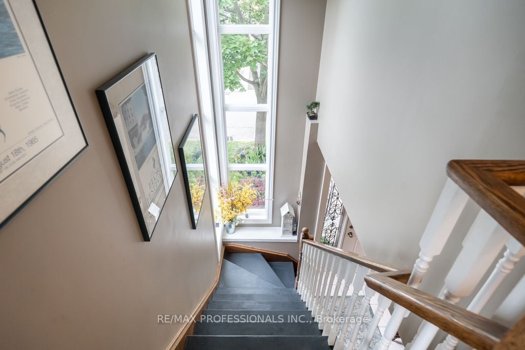 1064 Queen St W, #8A
