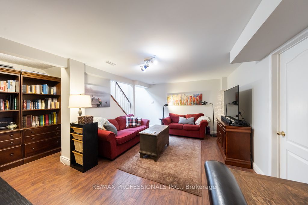 1064 Queen St W, #8A