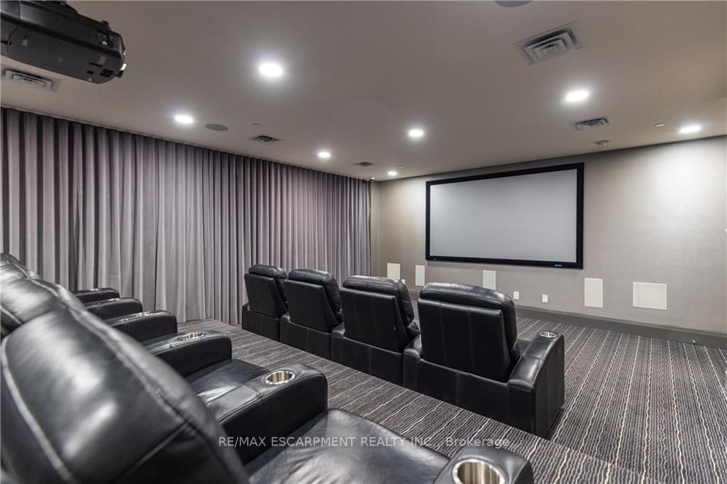 11 Bronte Rd S, #316