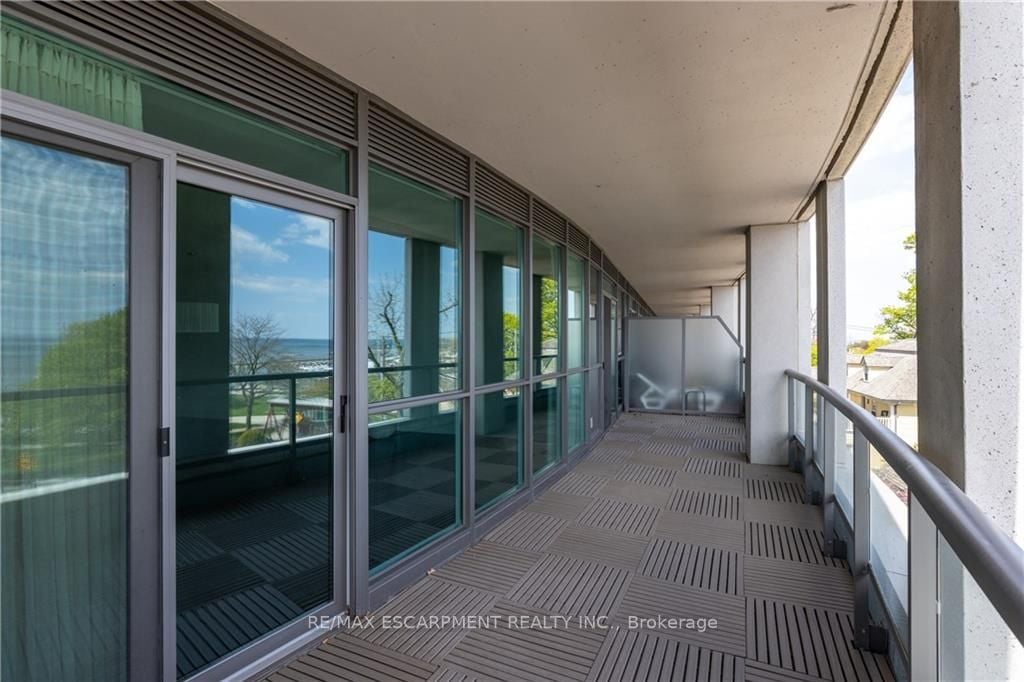 11 Bronte Rd S, #316