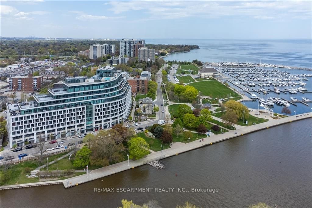 11 Bronte Rd S, #316