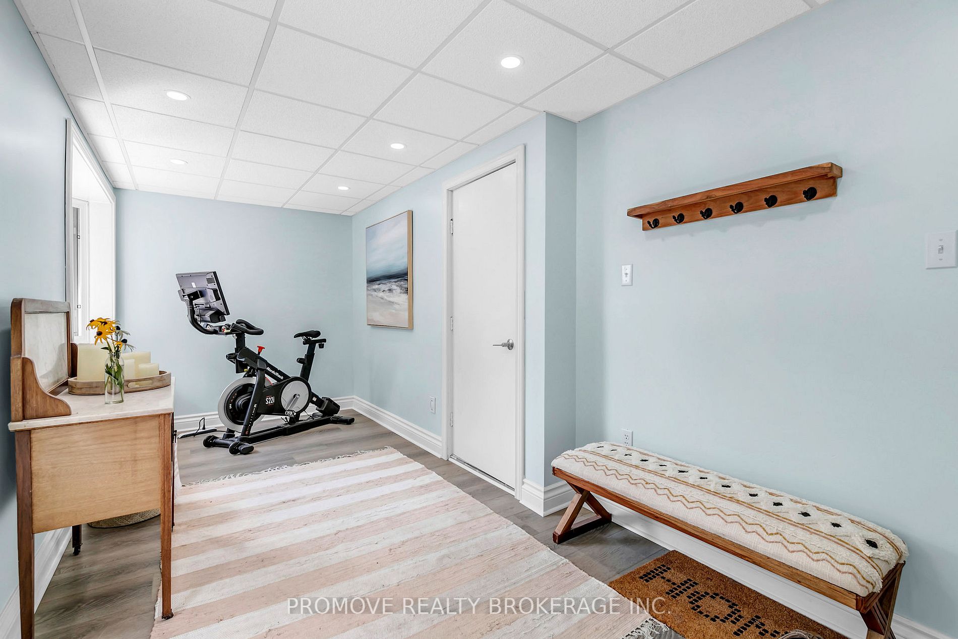 68 Irwin Cres