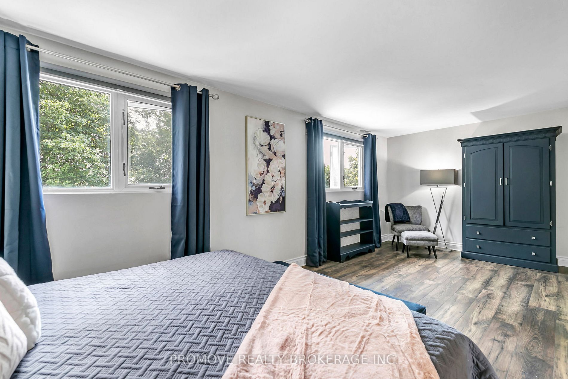 68 Irwin Cres