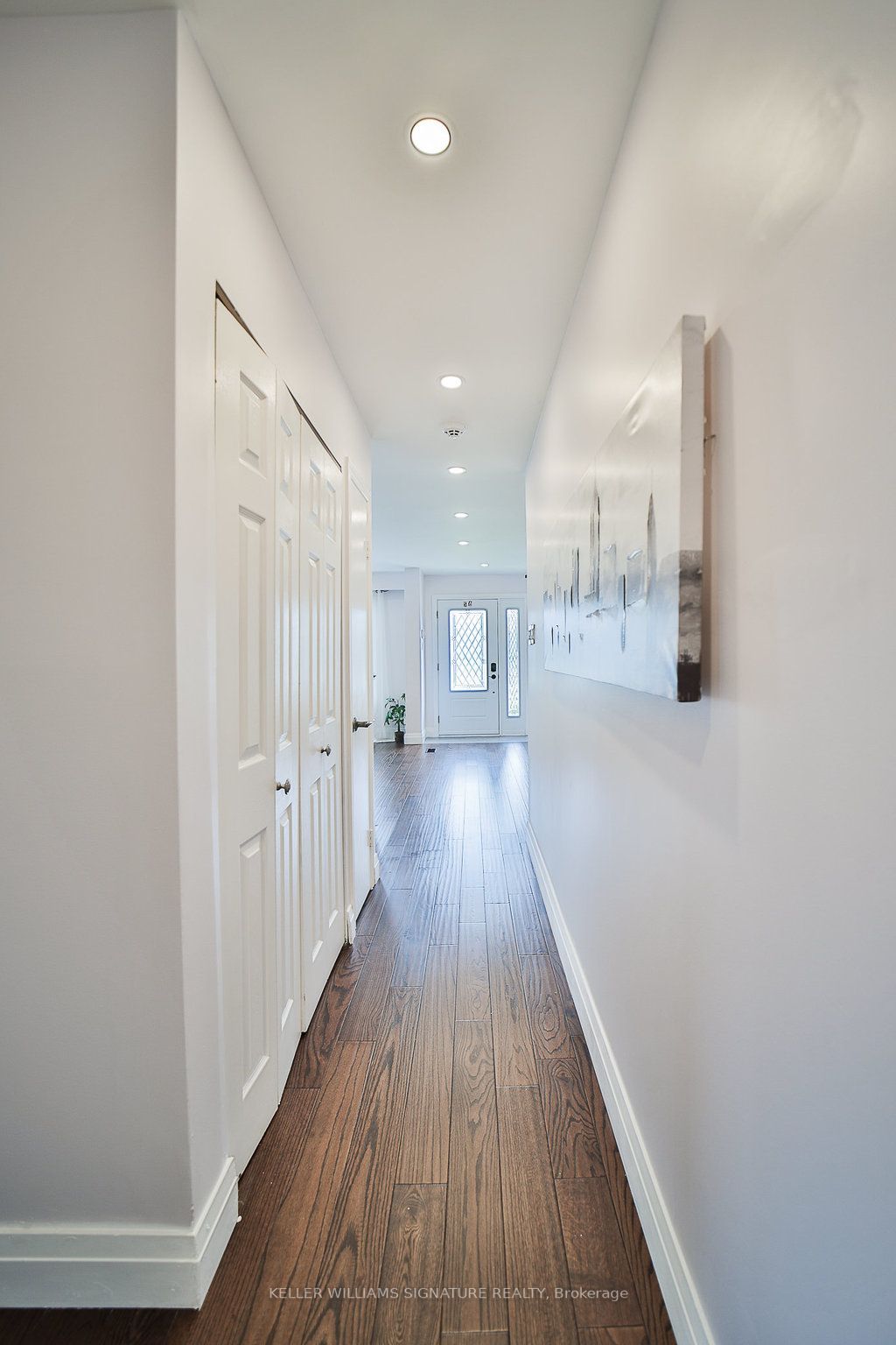 156 Main Street S