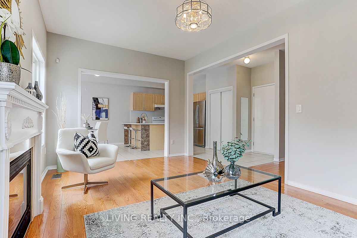 61 Knightswood Cres