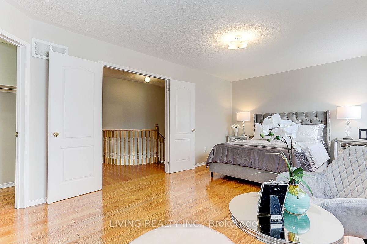 61 Knightswood Cres