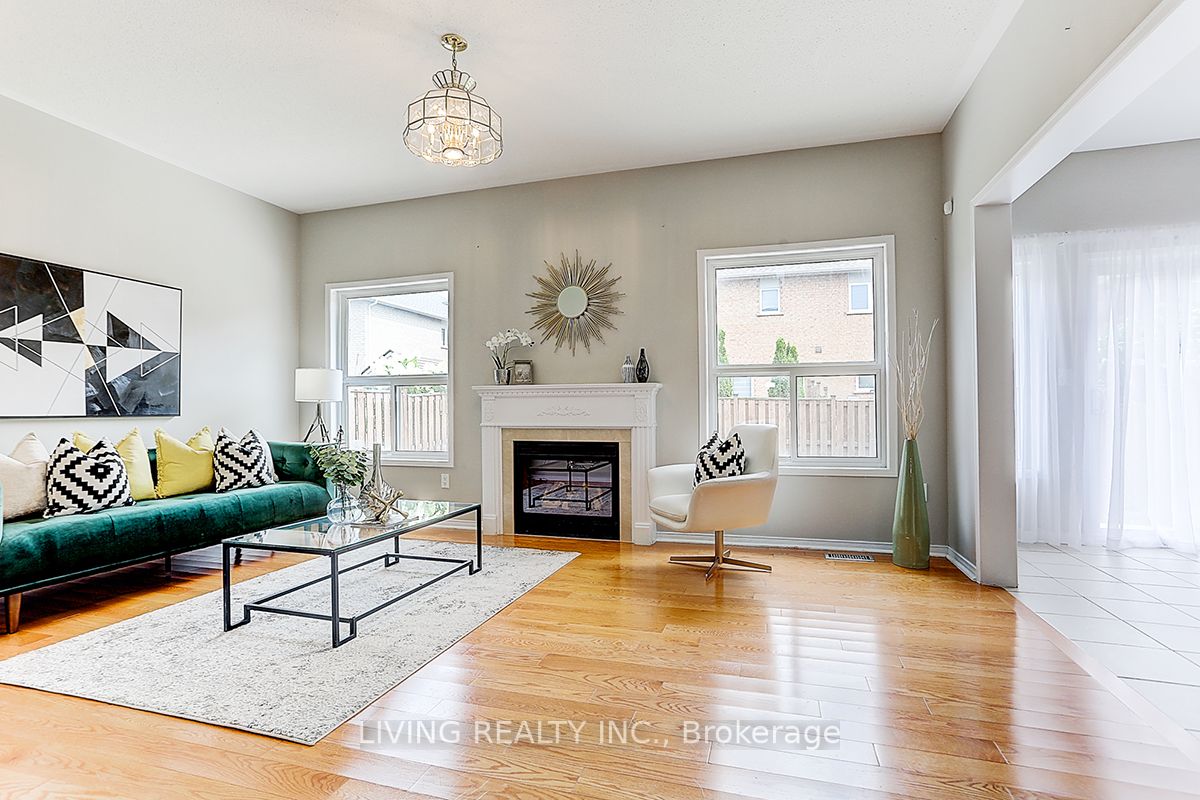 61 Knightswood Cres