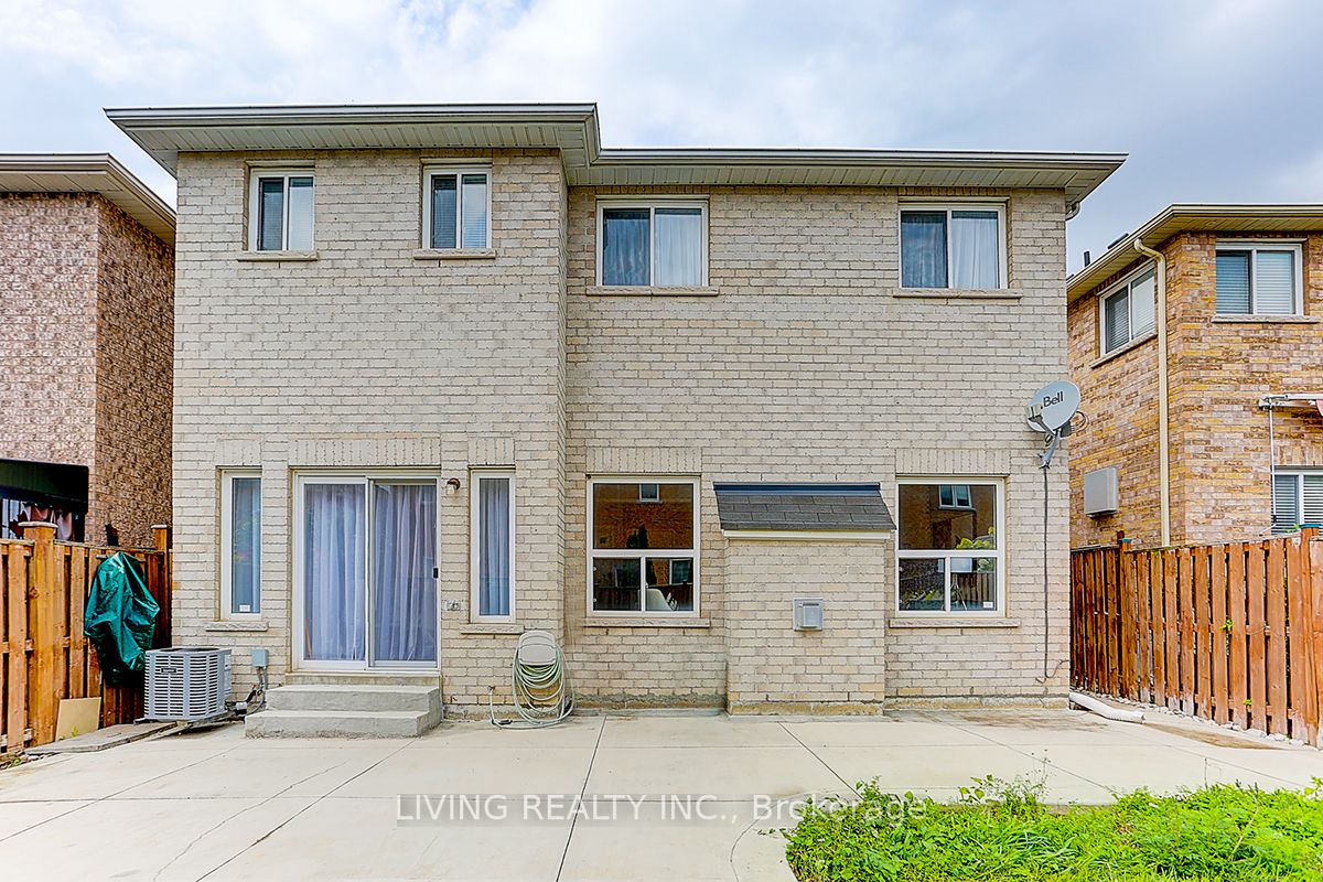 61 Knightswood Cres