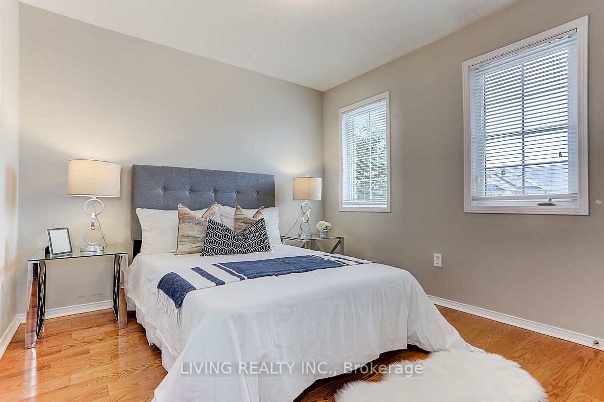 61 Knightswood Cres