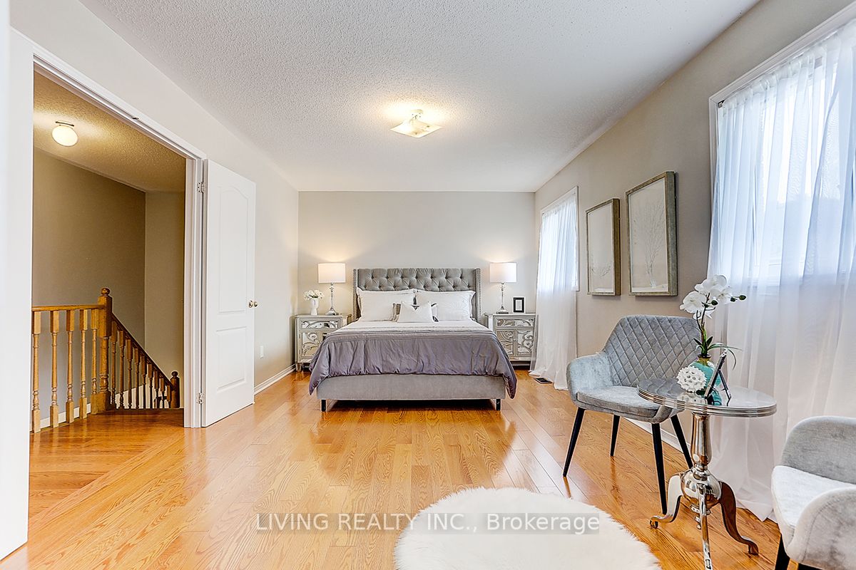 61 Knightswood Cres