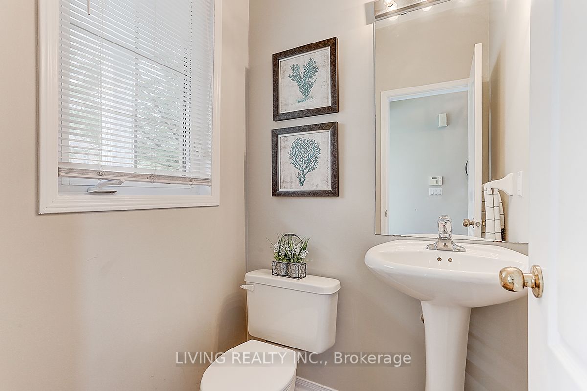 61 Knightswood Cres