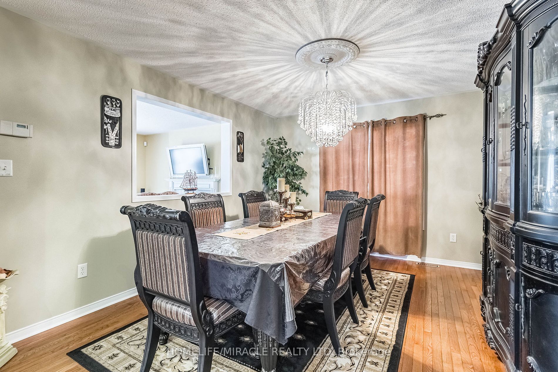 181 Brisdale Drive