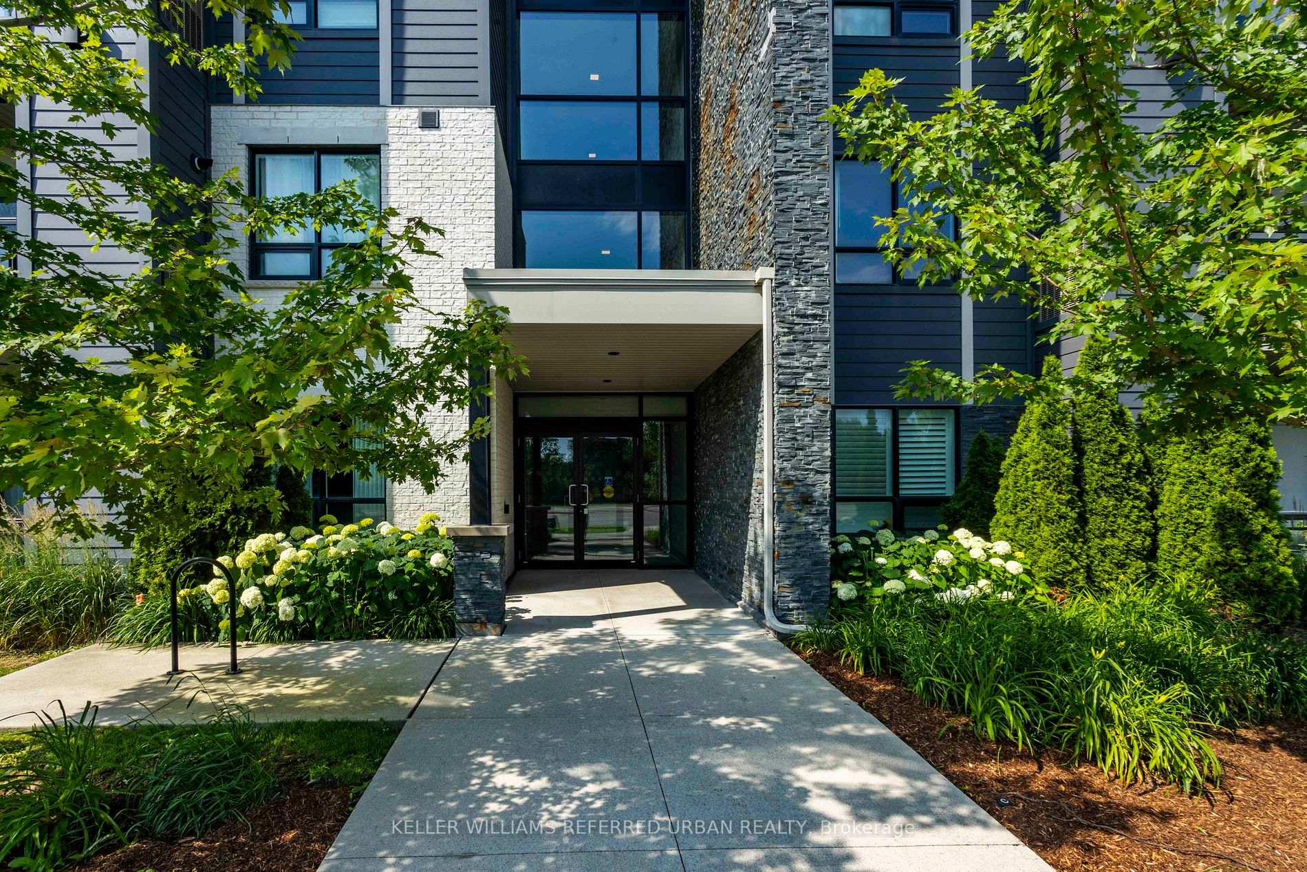 Listing W6737944 - Large Photo # 4