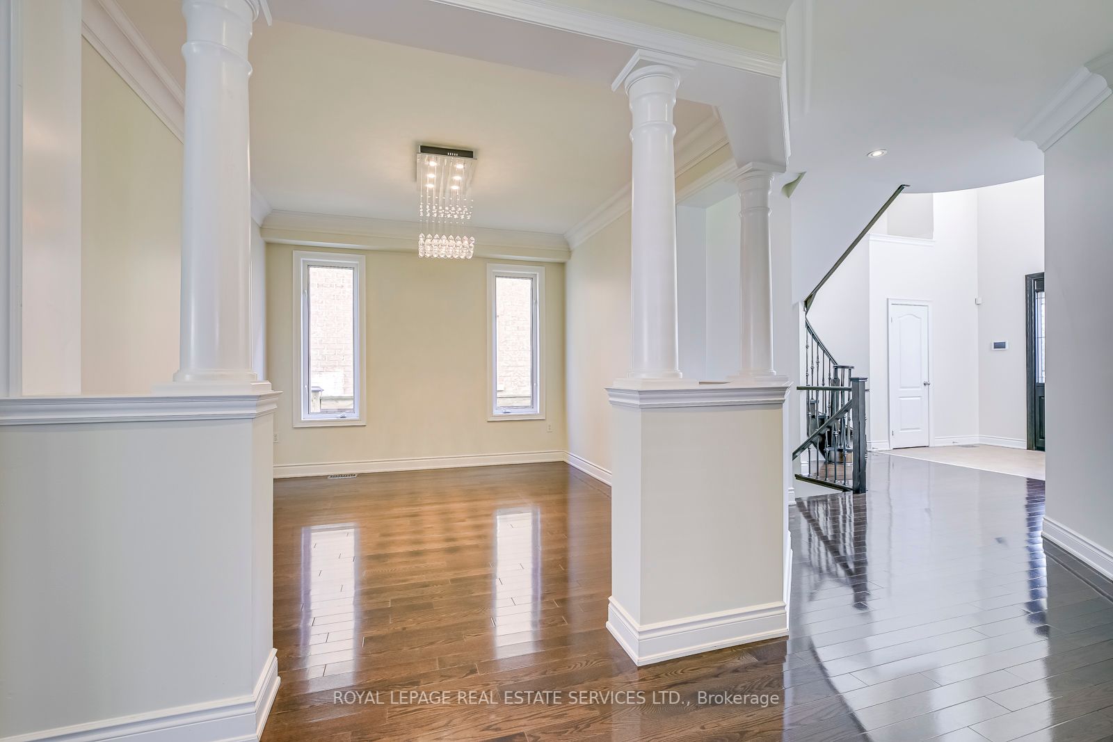 1152 Jezero Cres