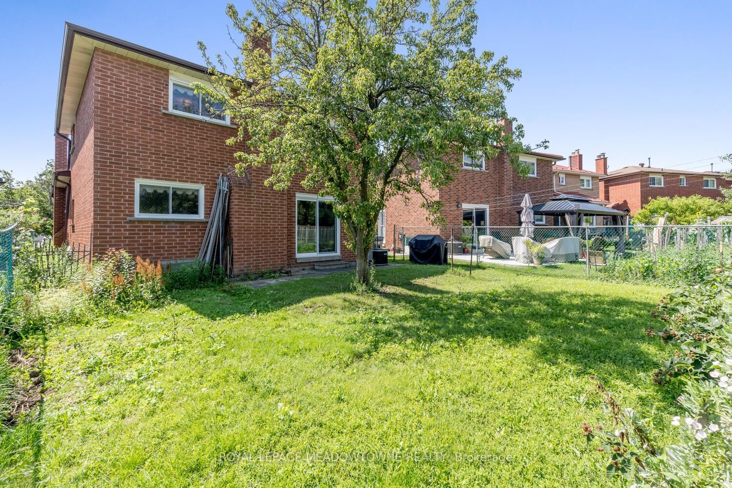 209 Consulate Rd