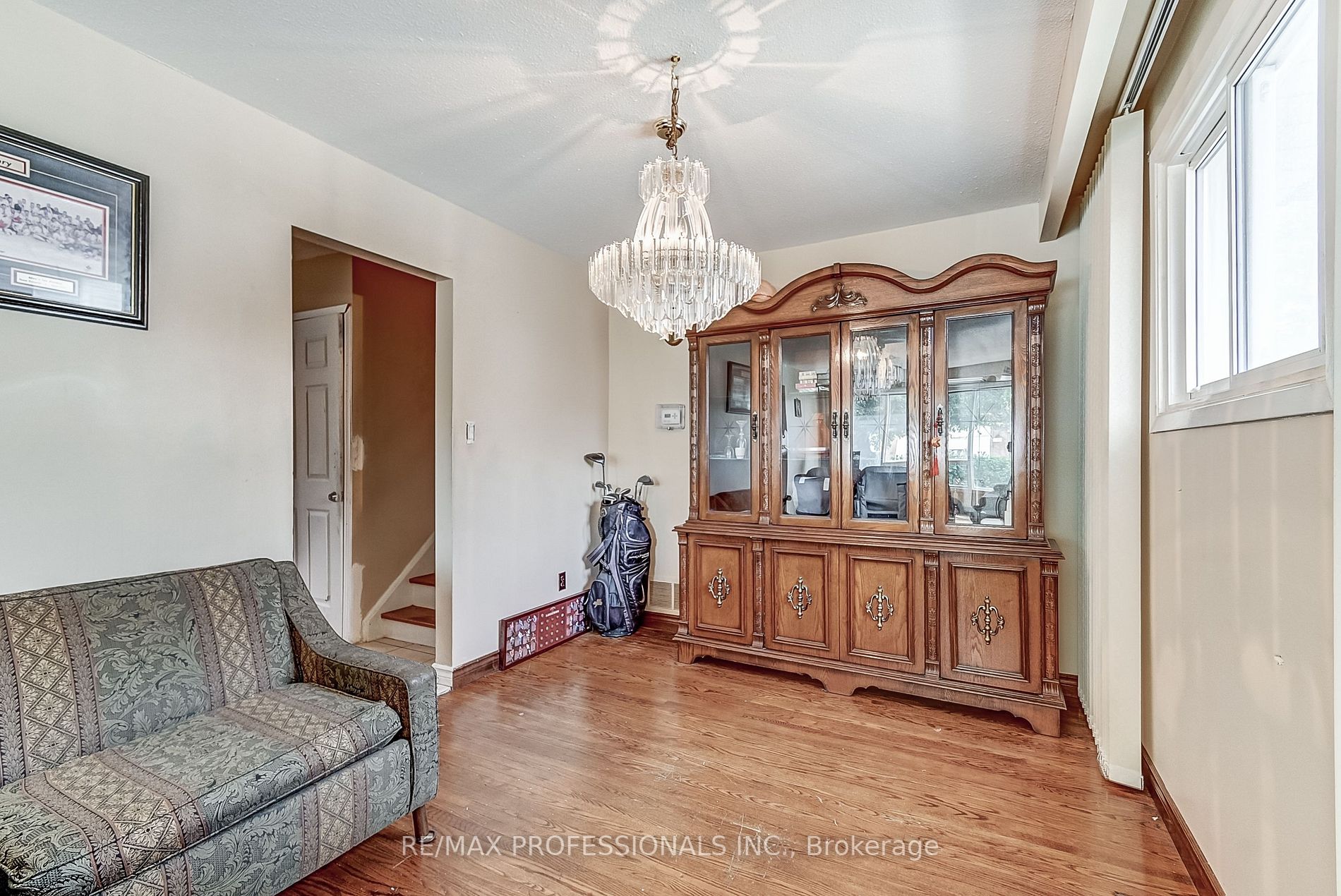 3218 Monica Dr