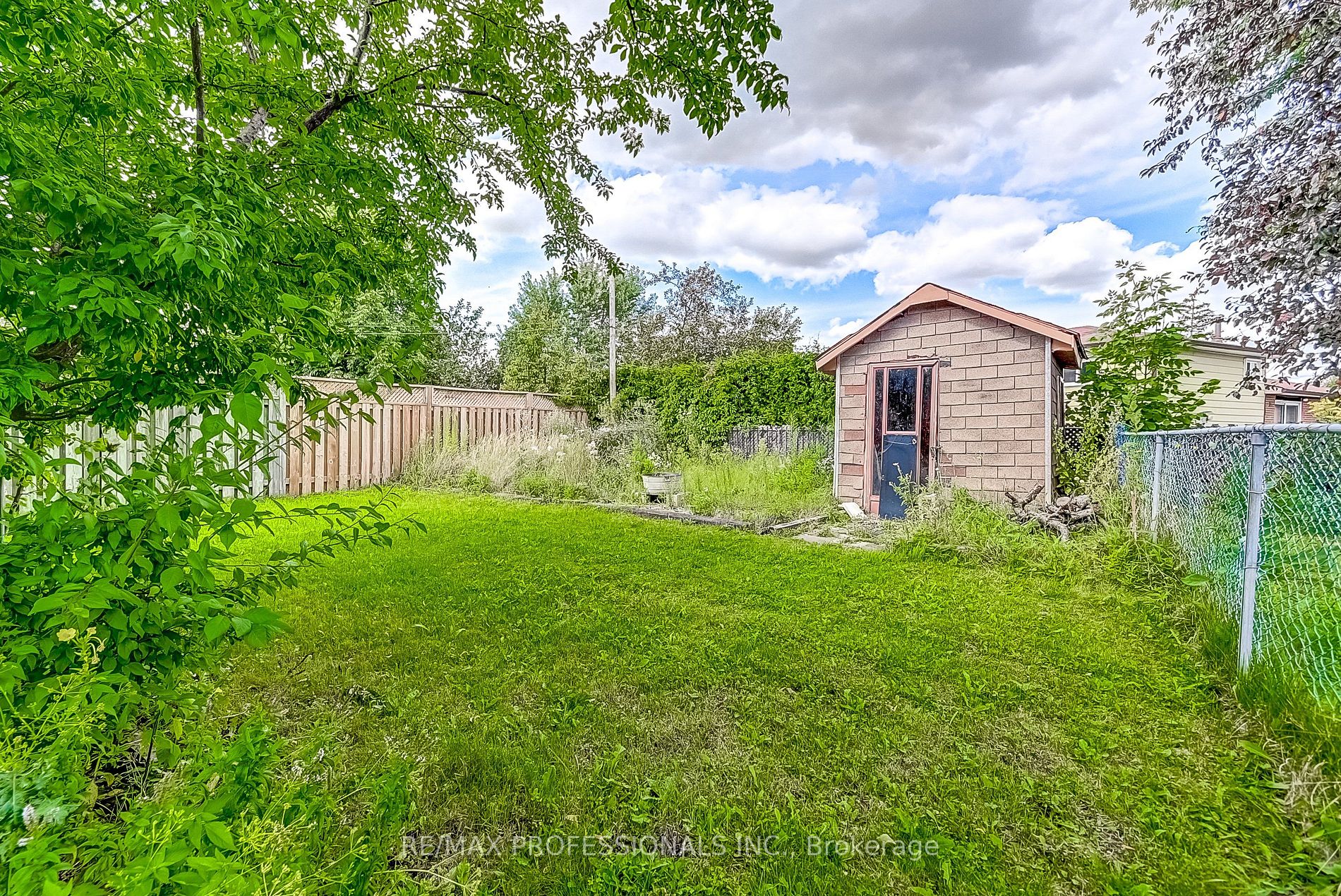 3218 Monica Dr