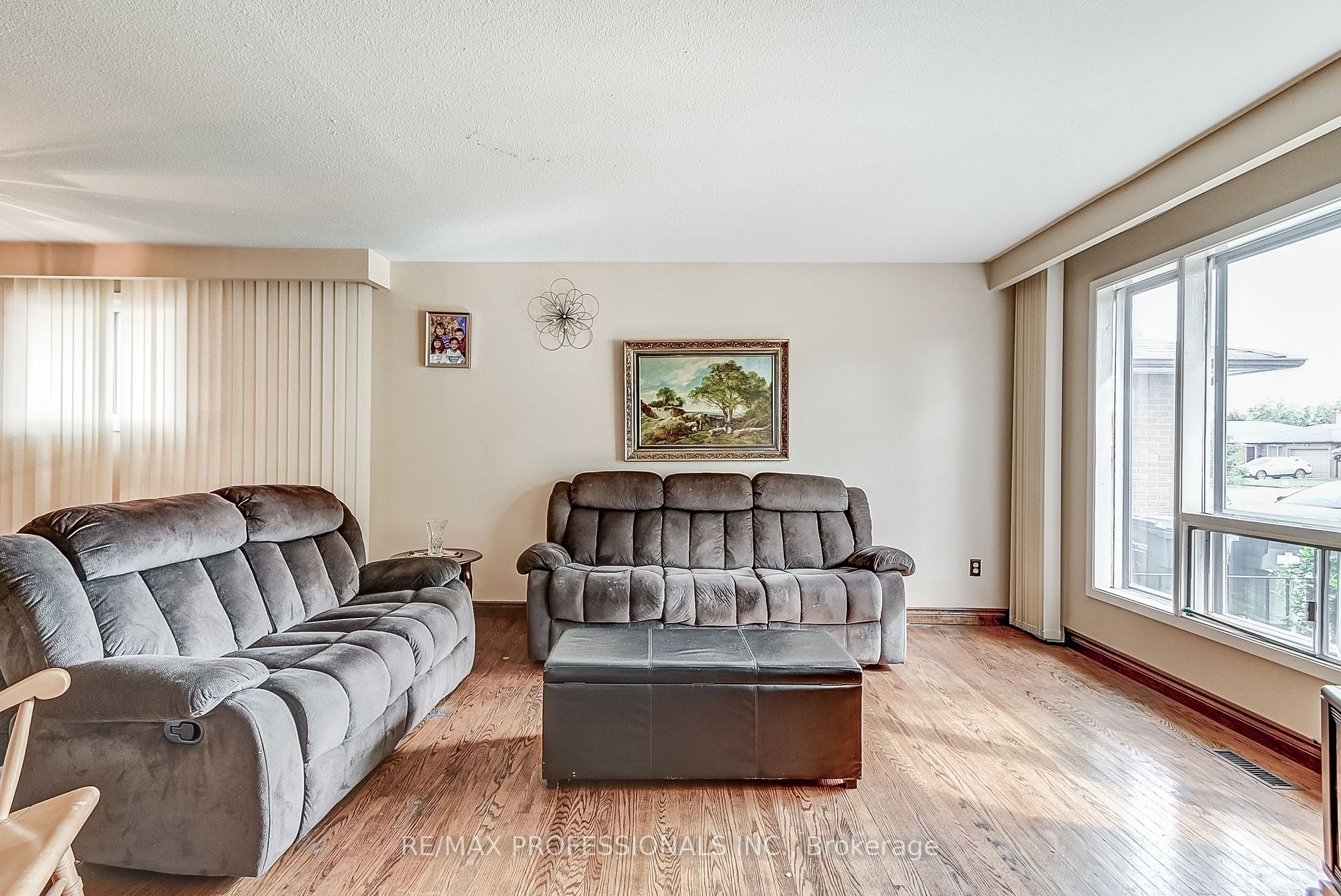 3218 Monica Dr