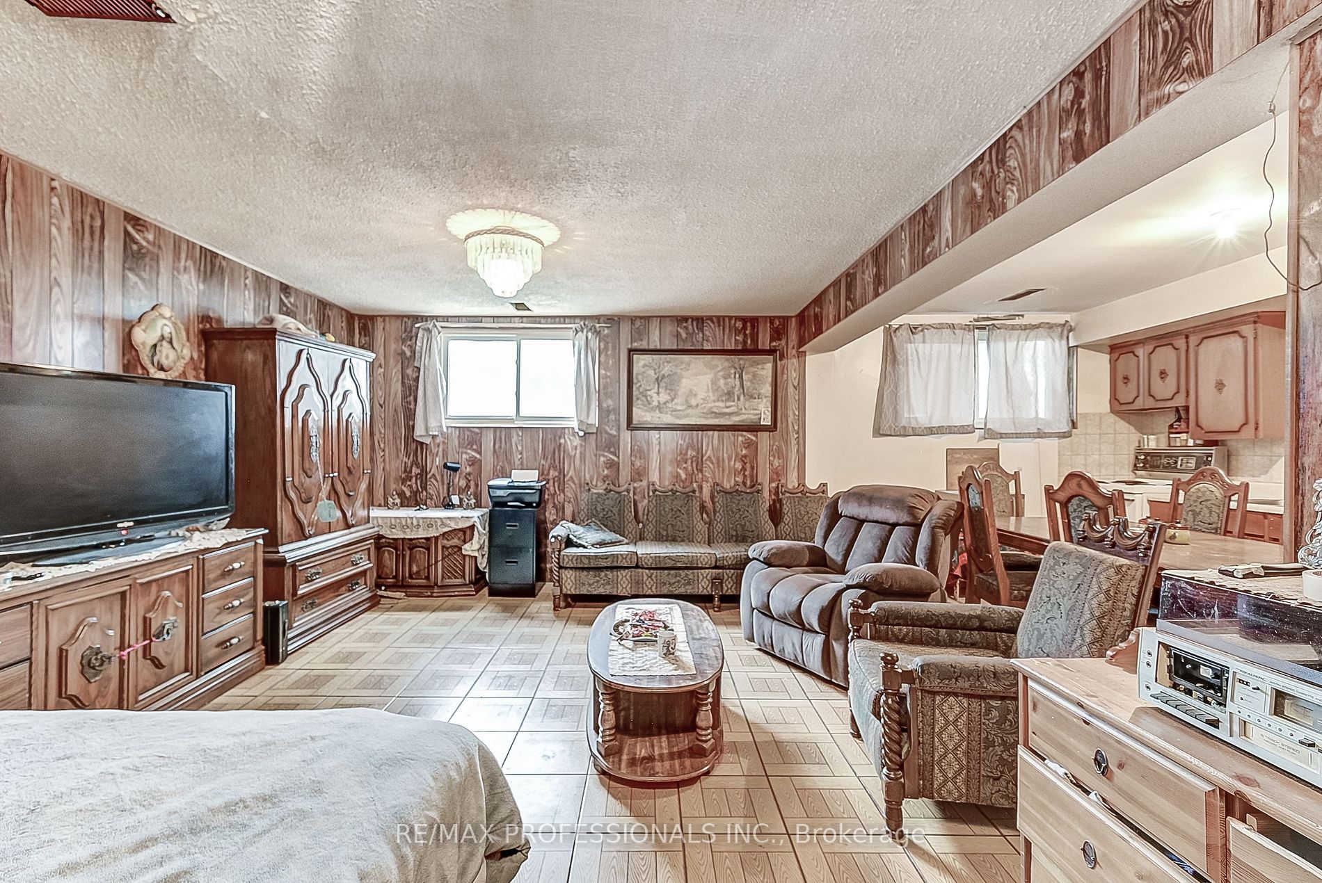 3218 Monica Dr