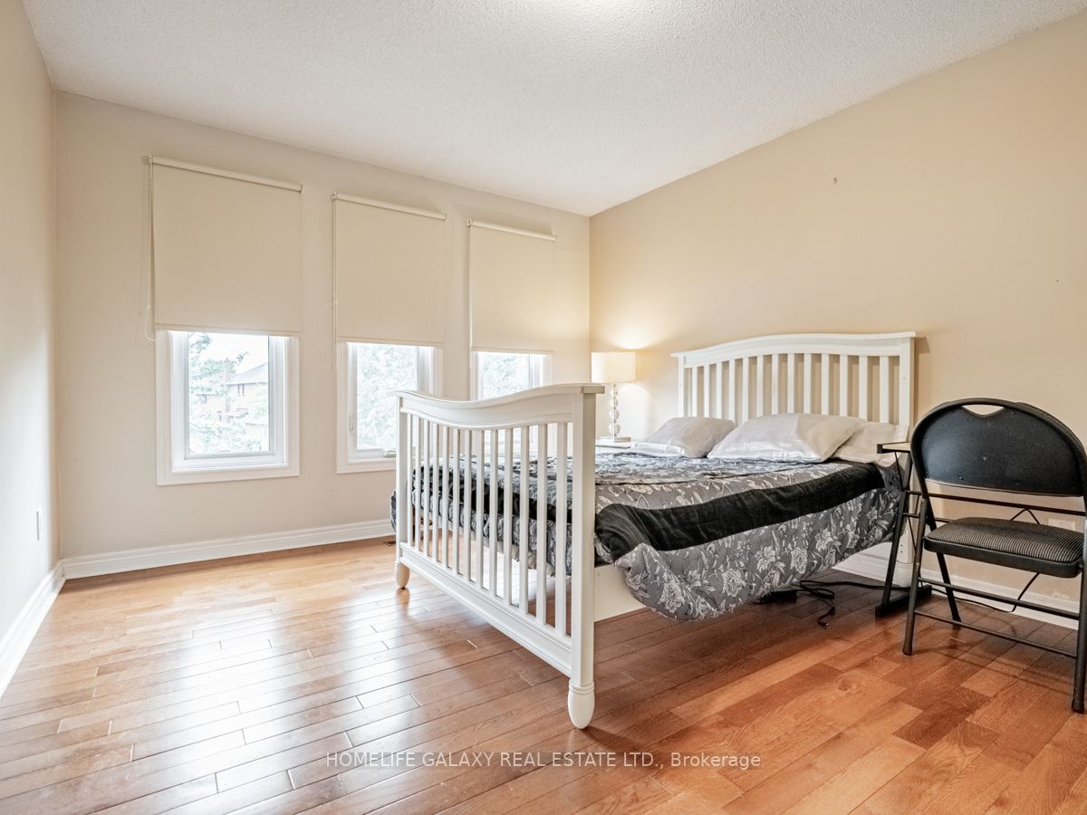 13 Major William Sharpe Dr
