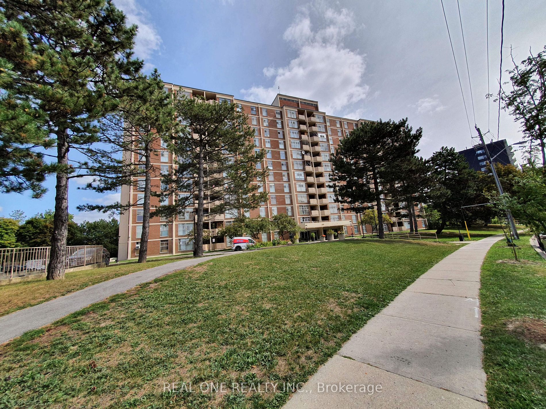 345 Driftwood Ave, #603