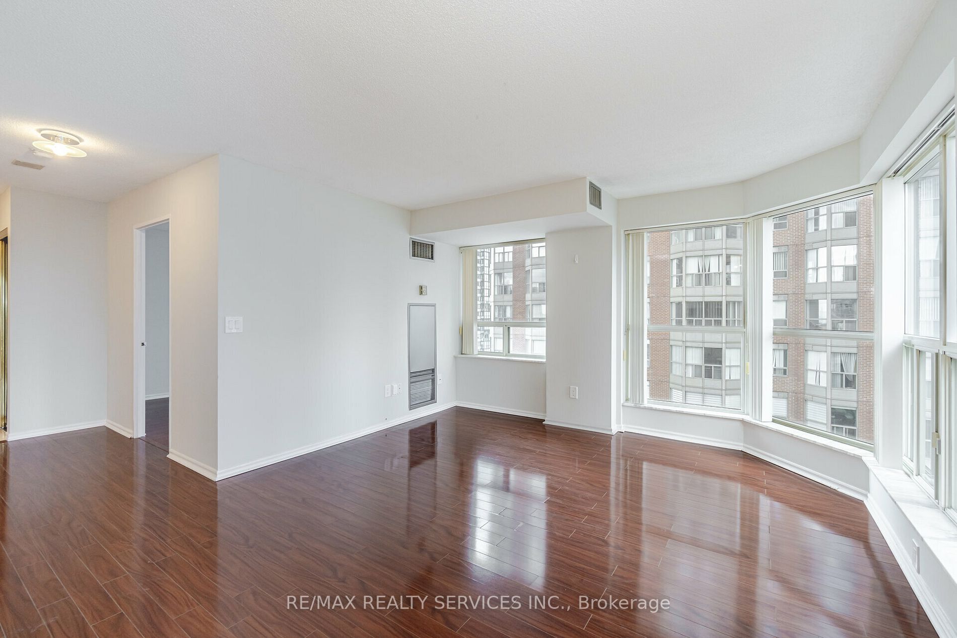 325 Webb Dr, #1004