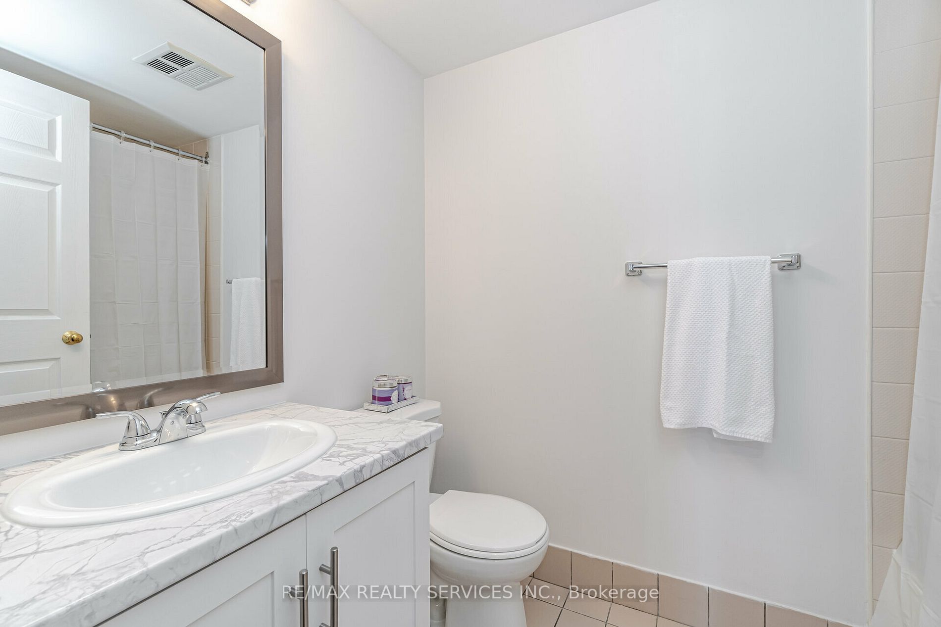 325 Webb Dr, #1004