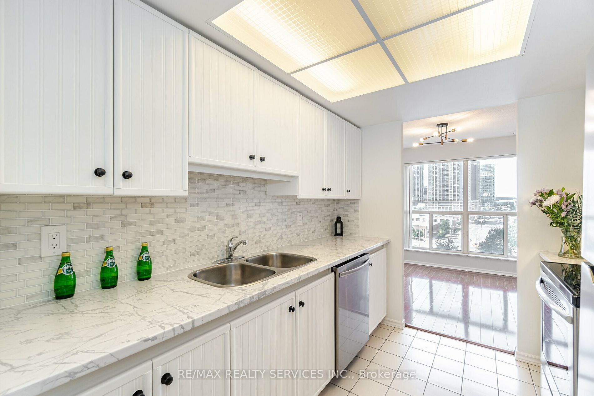 325 Webb Dr, #1004