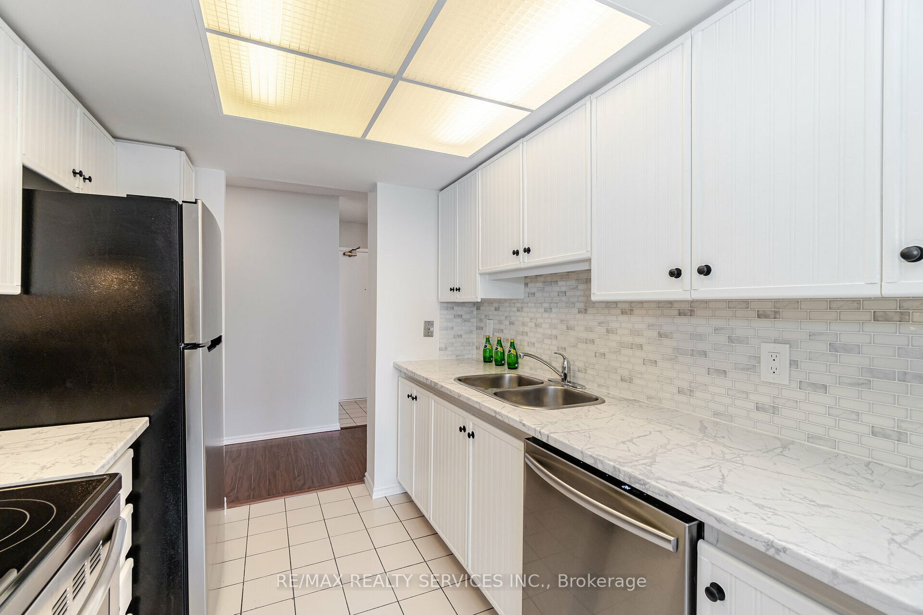 325 Webb Dr, #1004